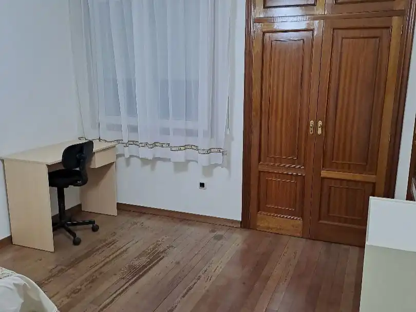 Zimmer in Rúa Juan Bautista Andrade, 50, O Burgo - Campus Universitario Zimmer in Rúa Juan Bautista Andrade, 50, O Burgo - Campus Universitario