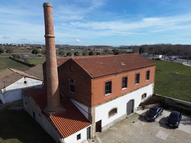 Local comercial en Alquiler en Avenida Aldehuela de los Guzmanes, 49 en Rollo - Puente Ladrillo