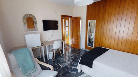 Room in Avenida Espolón, 2, Centro, Aranda de Duero - image 3 Photo 3 of Room in Avenida Espolón, 2, Centro, Aranda de Duero