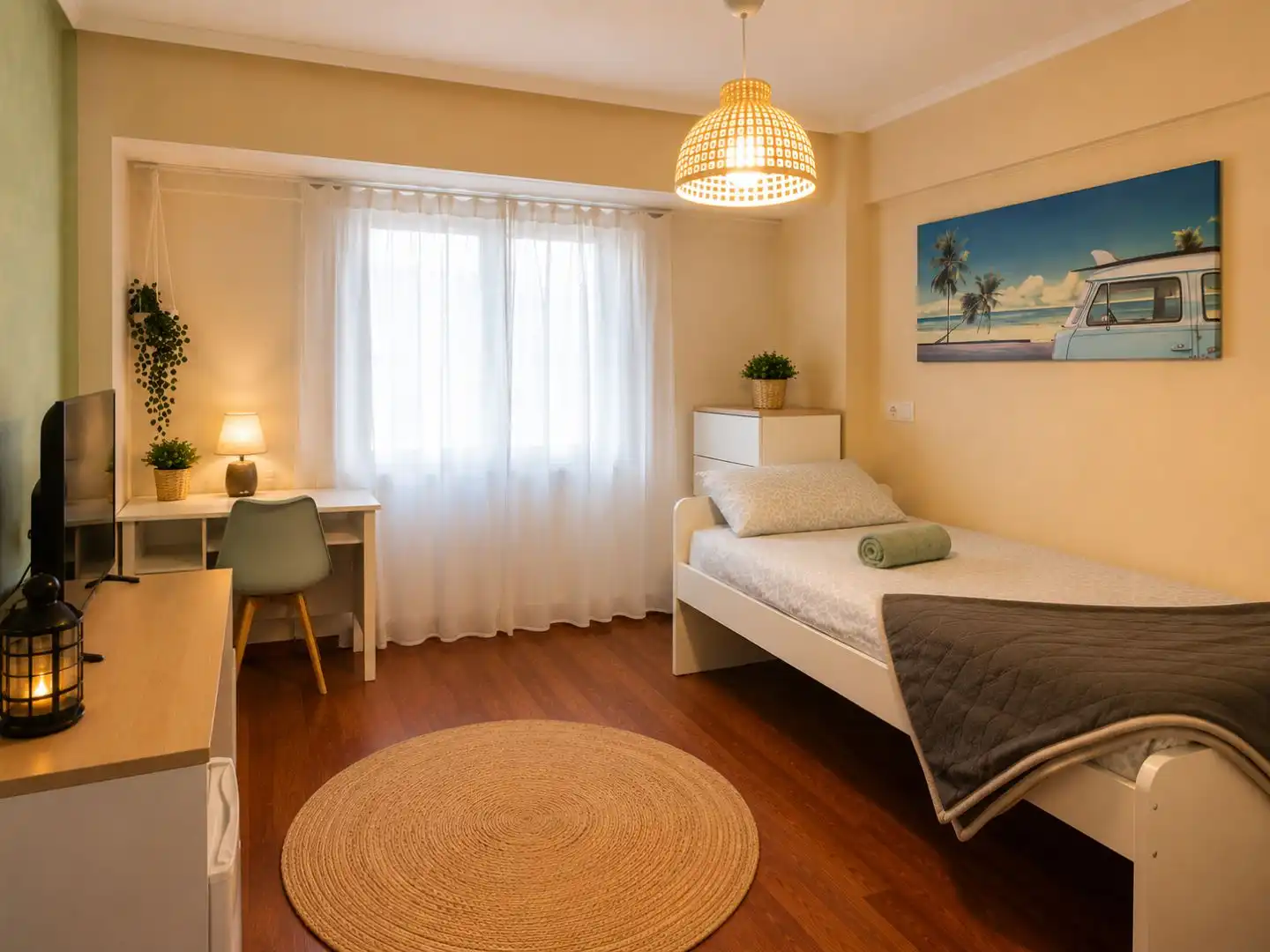 Room in Arturo Campion Kalea, 4, Asilo - Rebonza - Urbinaga Bedroom of Flat for share in Sestao with Parquet flooring and Furnished