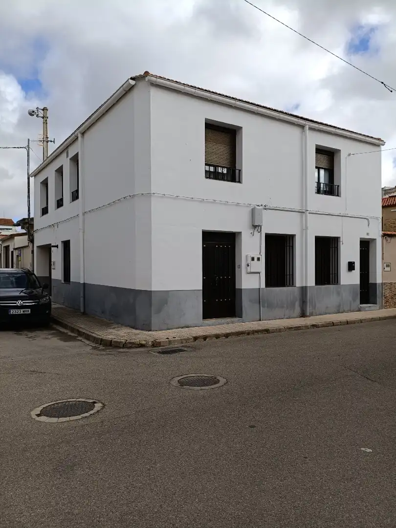 Pis en venda a Calle Murillo, Bonete Vista exterior de Pis en venda en Bonete amb Forn, Rentadora i Microones