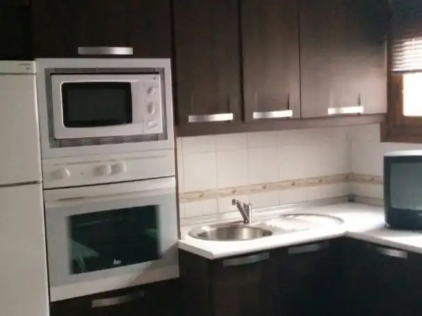 Wohnung zur Miete in Calle Vírgen de Guadalupe, 27, La Cumbre Küche von Wohnung zur Miete in La Cumbre mit Heizung, Parkett und Terrasse