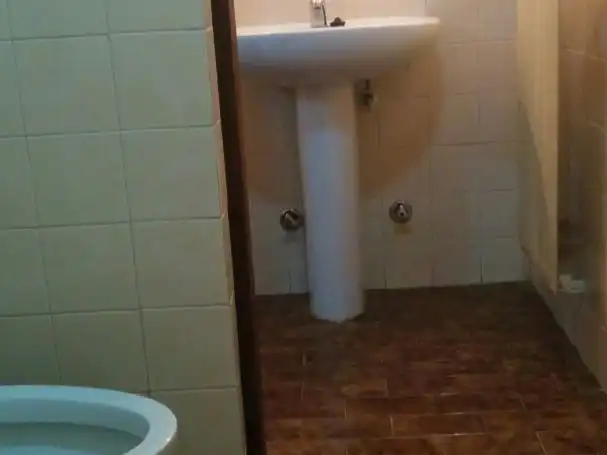 Wohnung zur Miete in Calle Vírgen de Guadalupe, 27, La Cumbre Badezimmer von Wohnung zur Miete in La Cumbre mit Heizung, Parkett und Terrasse