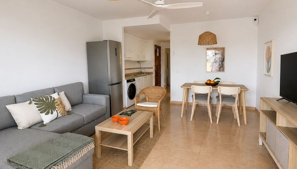 Apartamento de alquiler en Calle Pedro y Guy Vandaele, 19, Corralejo, La Oliva - imagen 1 Foto 1 de Apartamento de alquiler en Calle Pedro y Guy Vandaele, 19, Corralejo, La Oliva