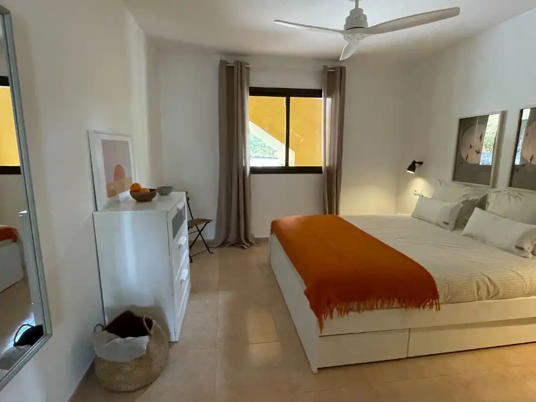 Apartamento de alquiler en Calle Pedro y Guy Vandaele, 19, Corralejo Habitación de Apartamento de alquiler en La Oliva con Aire acondicionado, Jardín privado y Terraza