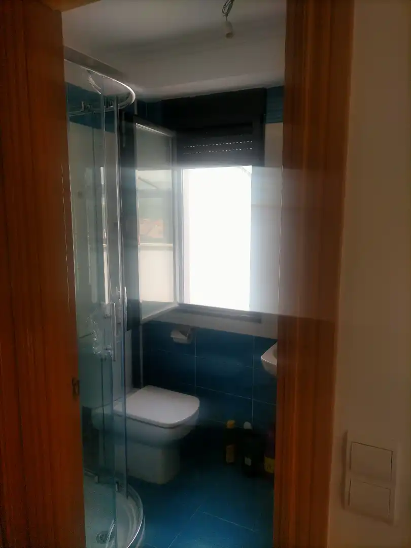 Flat for rent in Calle Ajates, 30, La Encarnación Bathroom of Flat for rent in Ávila with Heating, Parquet flooring and Terrace