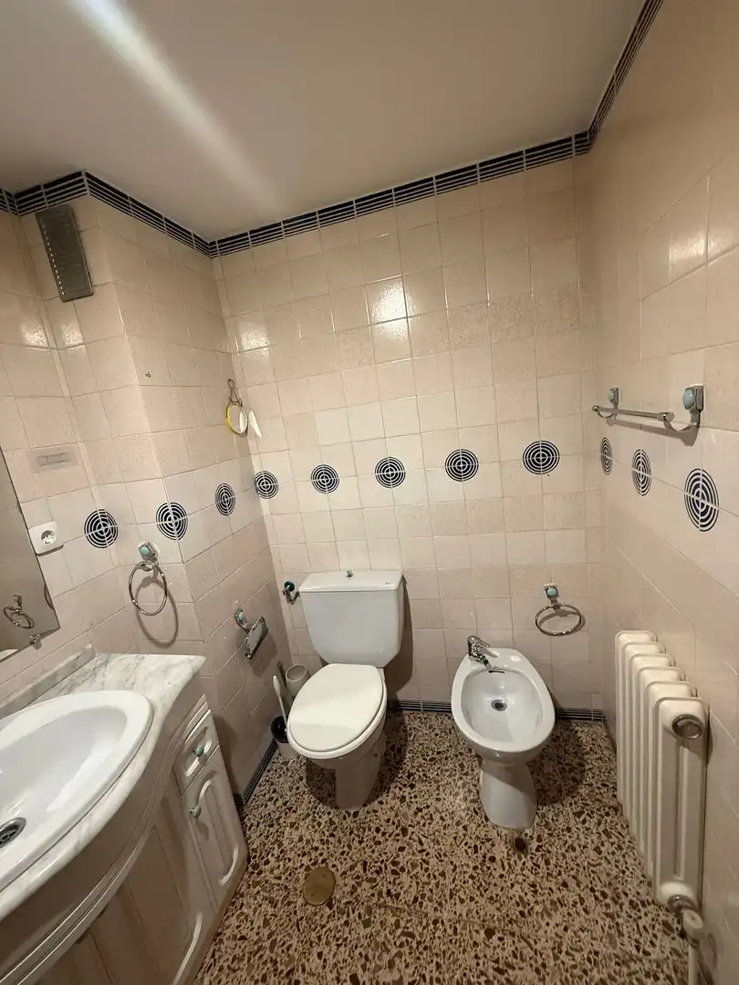 Flat for rent in Calle Río Retamosillo, 9, Santa María de Benquerencia Bathroom of Flat for rent in Toledo with Heating, Terrace and Furnished