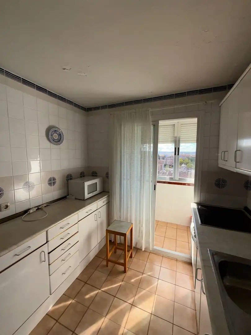 Flat for rent in Calle Río Retamosillo, 9, Santa María de Benquerencia Kitchen of Flat for rent in Toledo with Heating, Terrace and Furnished