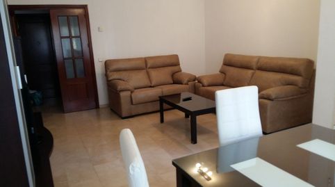 Wohnung zur Miete in Avenida Sinforiano Madroñero, 14, Valdepasillas - La Paz - Huerta Rosales, Badajoz Capital - Bild 3 Foto 3 von Wohnung zur Miete in Avenida Sinforiano Madroñero, 14, Valdepasillas - La Paz - Huerta Rosales, Badajoz Capital