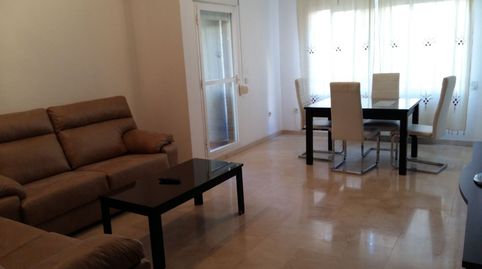 Wohnung zur Miete in Avenida Sinforiano Madroñero, 14, Valdepasillas - La Paz - Huerta Rosales, Badajoz Capital - Bild 5 Foto 5 von Wohnung zur Miete in Avenida Sinforiano Madroñero, 14, Valdepasillas - La Paz - Huerta Rosales, Badajoz Capital