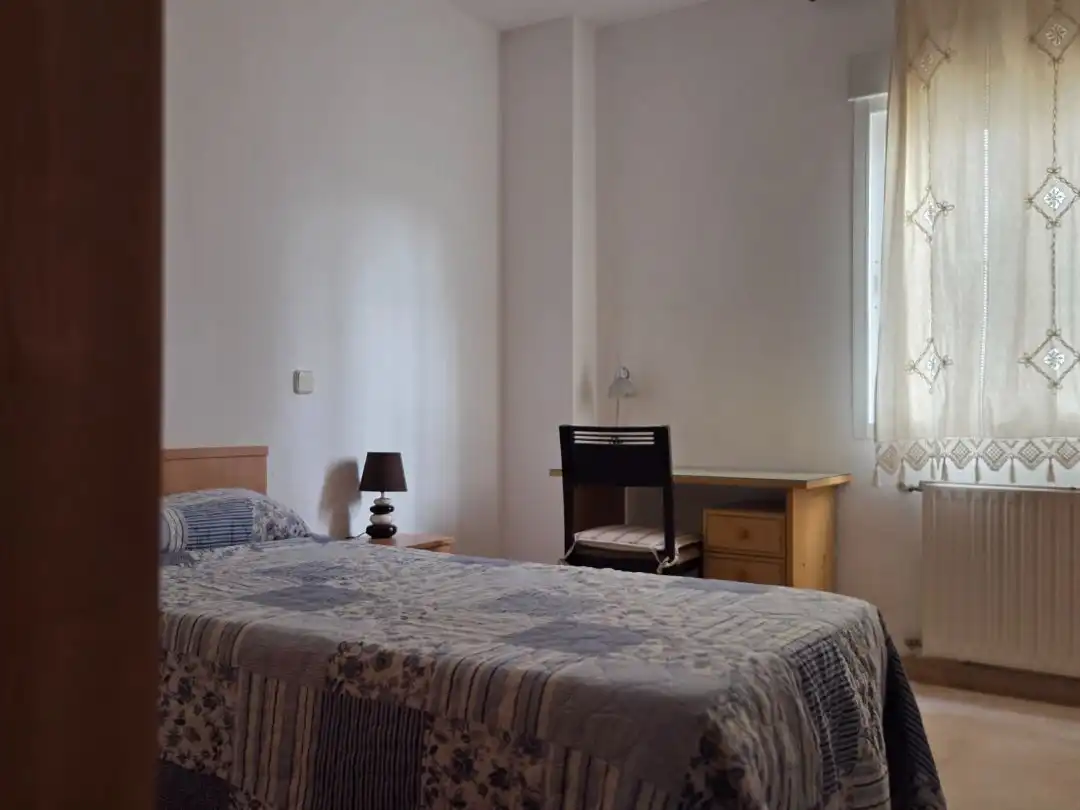 Wohnung zur Miete in Avenida Sinforiano Madroñero, 14, Badajoz Capital Schlafzimmer von Wohnung zur Miete in Badajoz Capital mit Klimaanlage und Terrasse