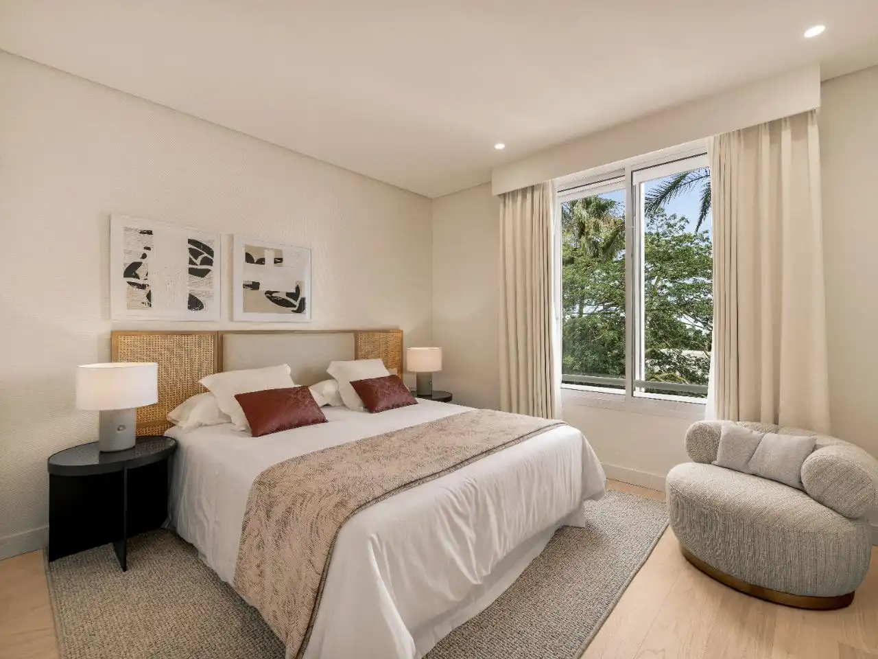 Bedroom of Flat for sale in Marbella  with Air Conditioner, Heating and Parquet flooring