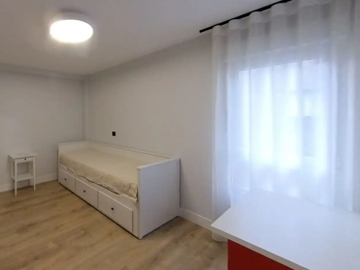 Piso de alquiler en Calle de La Alcarria, 19, Zarzaquemada Habitación de Piso de alquiler en Leganés con Aire acondicionado, Calefacción y Amueblado