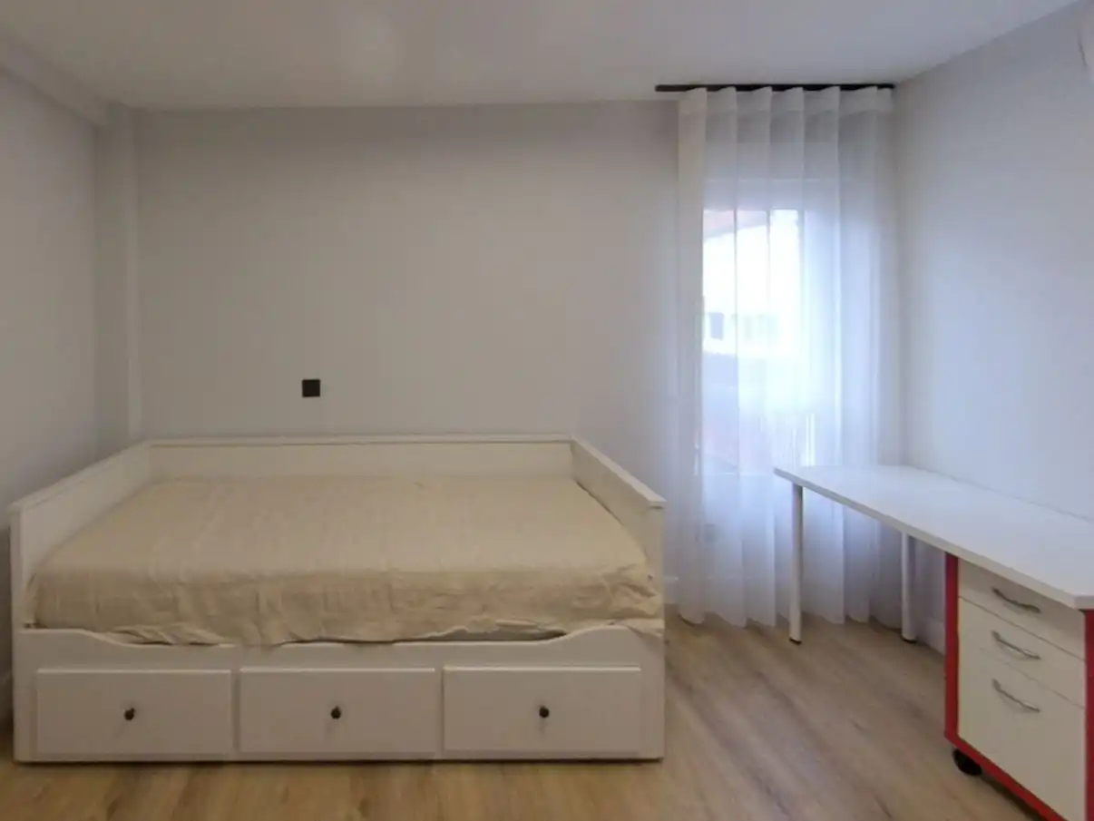 Piso de alquiler en Calle de La Alcarria, 19, Zarzaquemada Habitación de Piso de alquiler en Leganés con Aire acondicionado, Calefacción y Amueblado