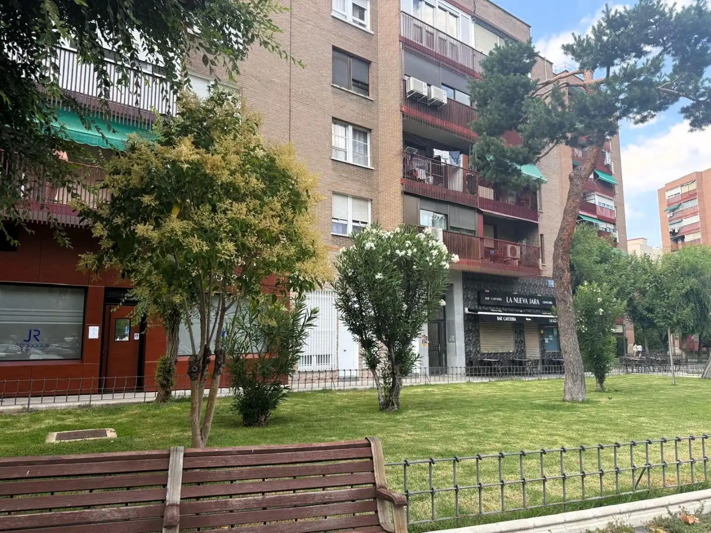 Piso de alquiler en Calle de La Alcarria, 19, Zarzaquemada Vista exterior de Piso de alquiler en Leganés con Aire acondicionado, Calefacción y Amueblado