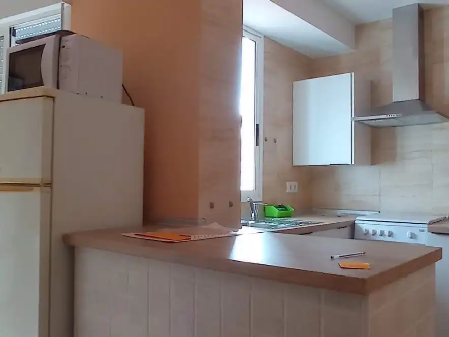 Flat for rent in Carrer de Sant Cristòfol, 15, Carcaixent Kitchen of Flat for rent in Carcaixent with Heating, Terrace and Storage room