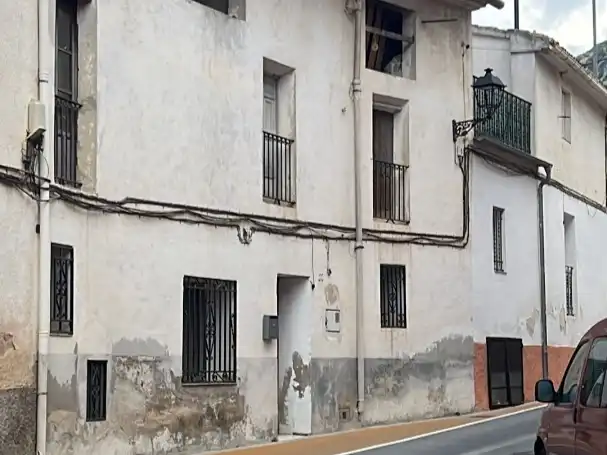 Wohnung zum Verkauf in Plaça del Palau, 22, Alcoleja Außenansicht von Wohnung zum Verkauf in Alcoleja mit Terrasse, Abstellraum und Balkon