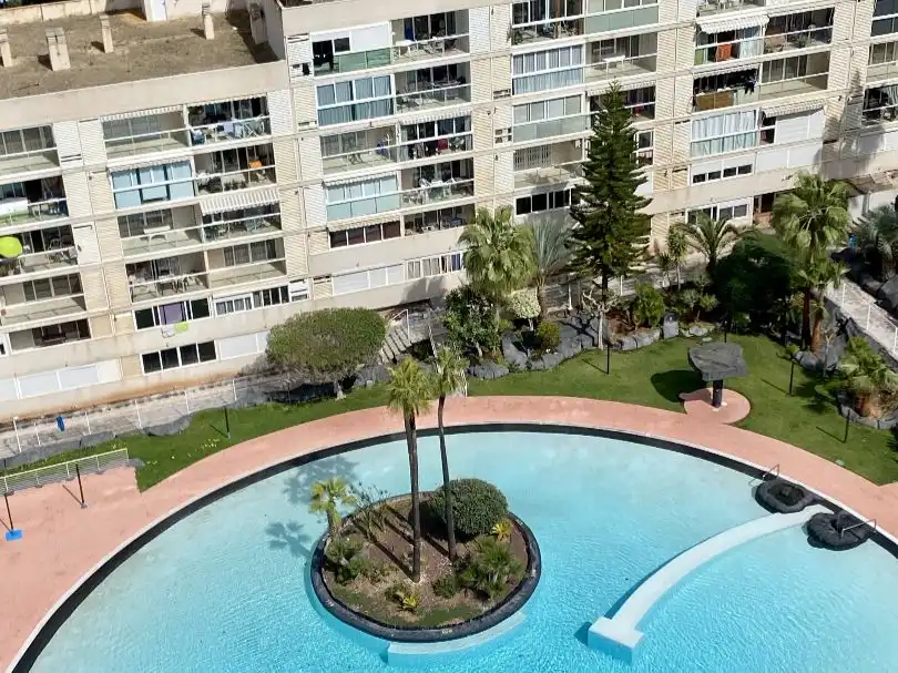 Piso de alquiler en Calle de Viena, 1, Rincón Alto Piscina de Piso de alquiler en Benidorm con Aire acondicionado, Terraza y Piscina