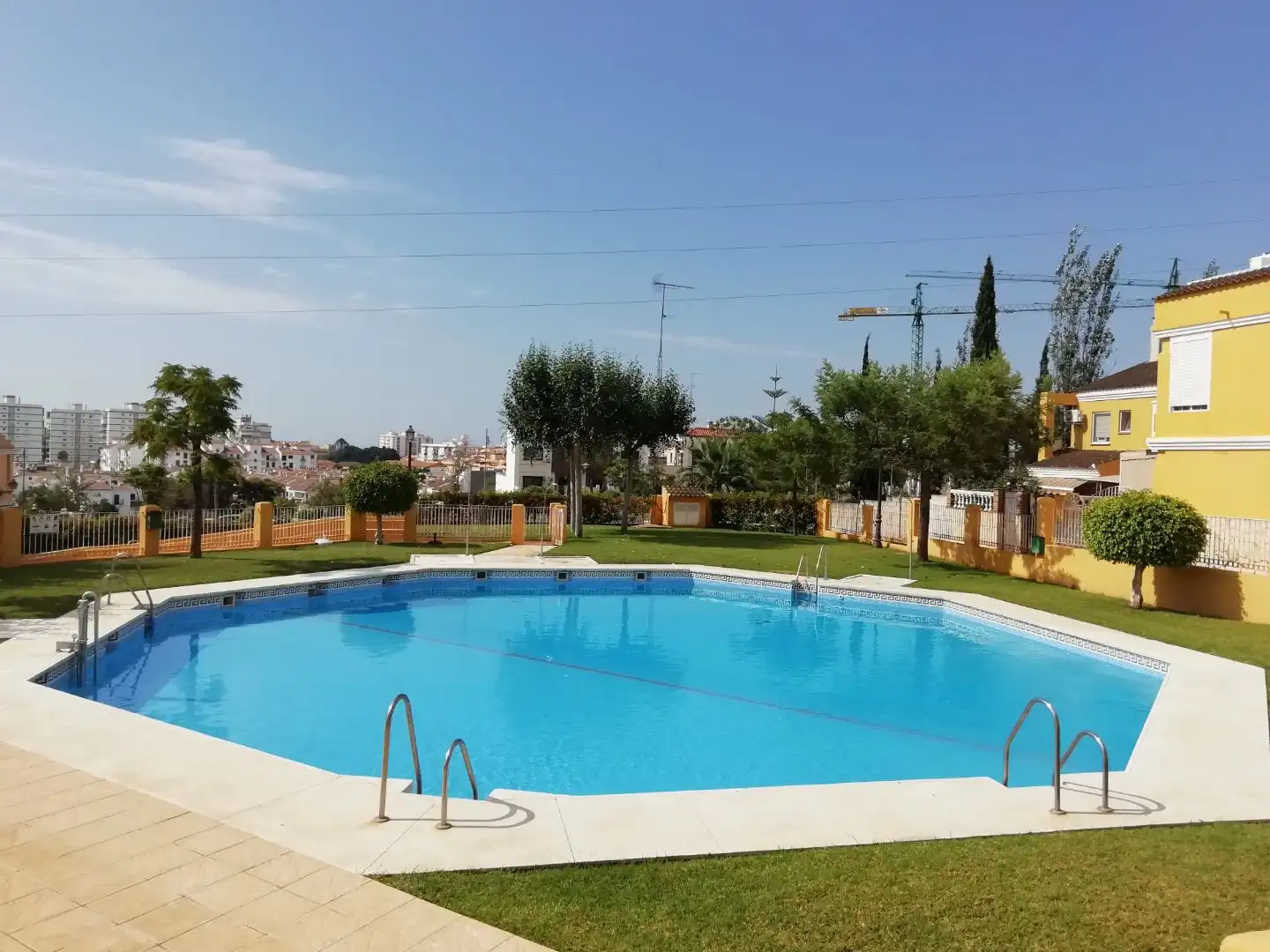 Casa o chalet de alquiler en El Tomillar Piscina de Casa o chalet de alquiler en Vélez-Málaga con Aire acondicionado, Calefacción y Trastero