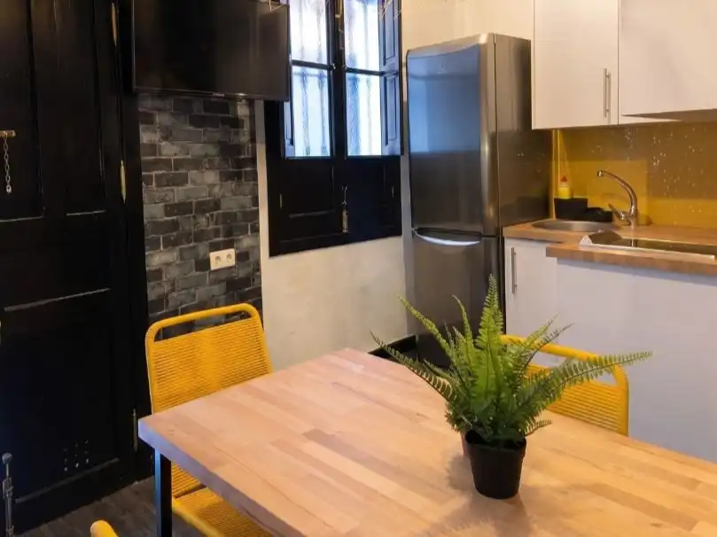 Apartamento de alquiler en Calle Trajano, 22, Encarnación - Regina Cocina de Apartamento de alquiler en Sevilla con Aire acondicionado, Terraza y Trastero