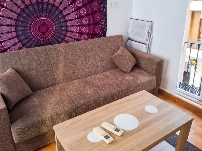 Apartamento de alquiler en Calle Trajano, 22, Encarnación - Regina Sala de estar de Apartamento de alquiler en Sevilla con Aire acondicionado, Terraza y Trastero