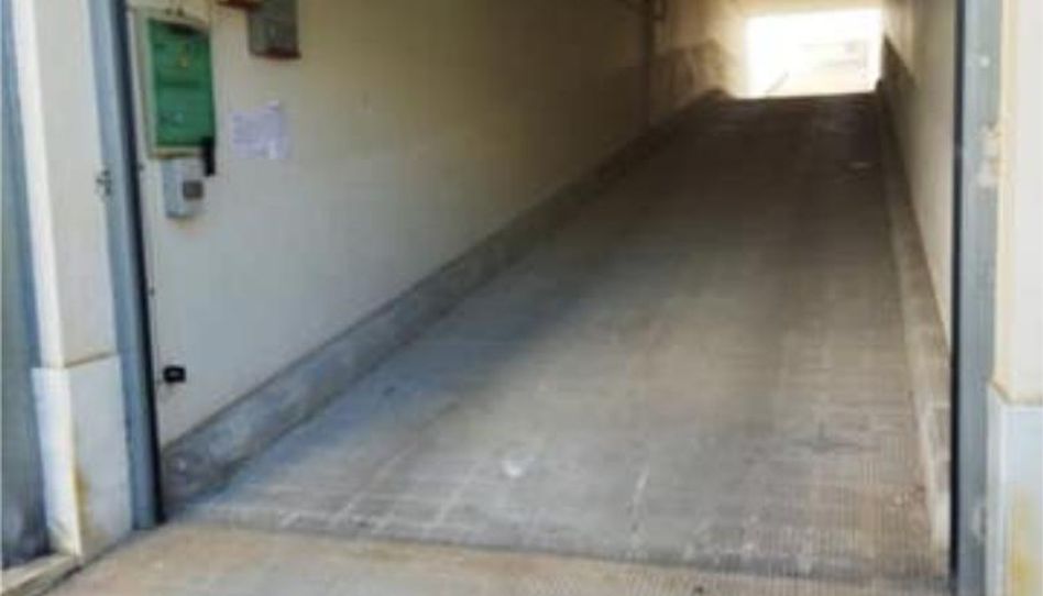 Garage zur Miete in El Perelló, Sueca - Bild 1 Foto 1 von Garage zur Miete in El Perelló, Sueca