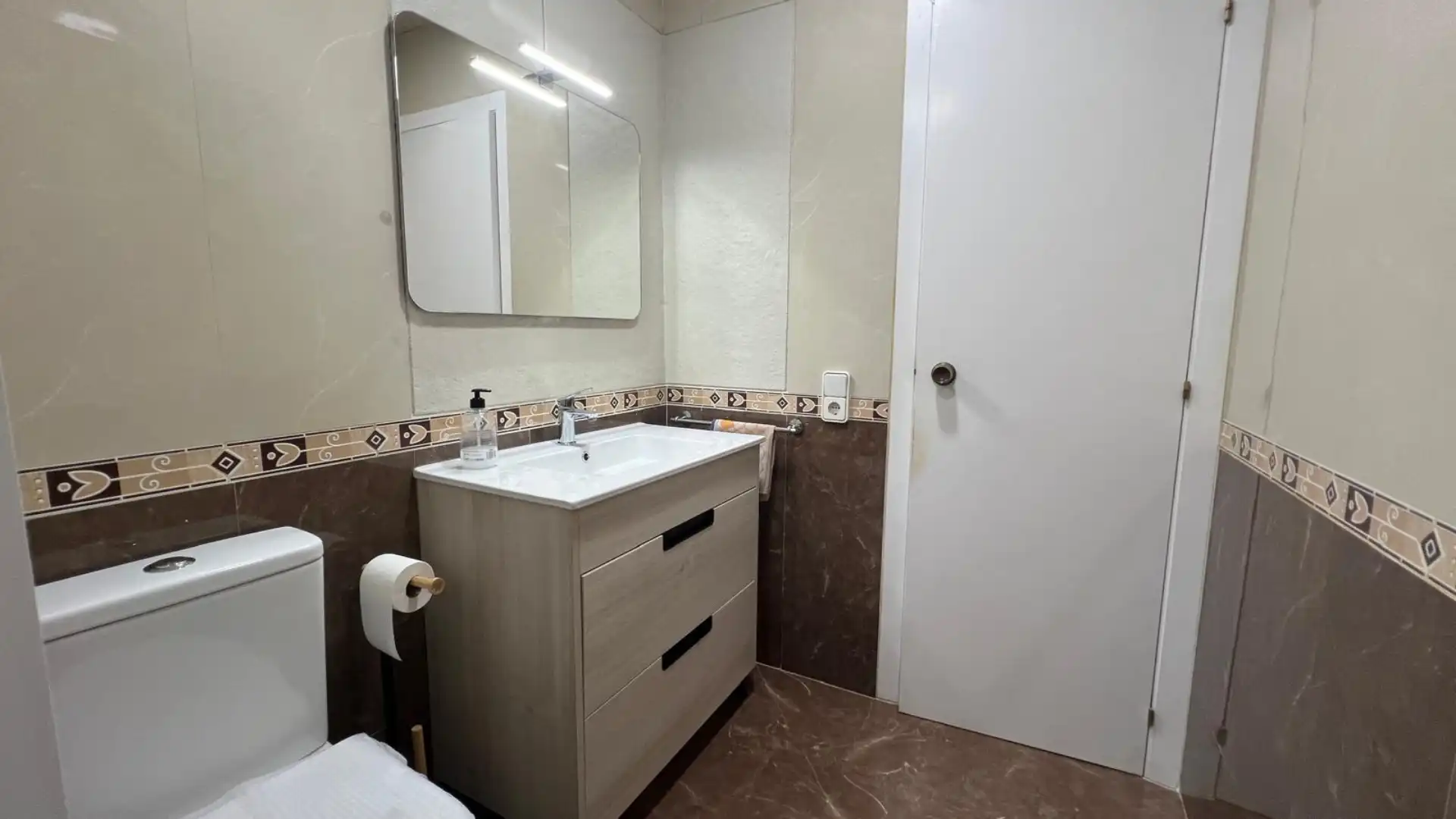 Flat for sale in Carrer Berlín, 20, Grau - Quintanes Bathroom of Flat for sale in Amposta with Air Conditioner, Heating and Terrace