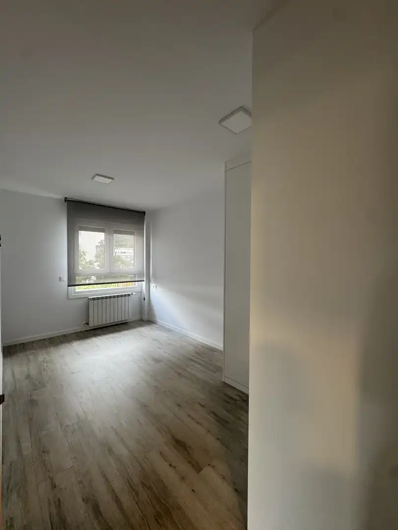 Pis de lloguer a Bidegana Kalea, 10, Urduliz Dormitori de Pis de lloguer en Urduliz amb Parquet, Terrassa i Traster