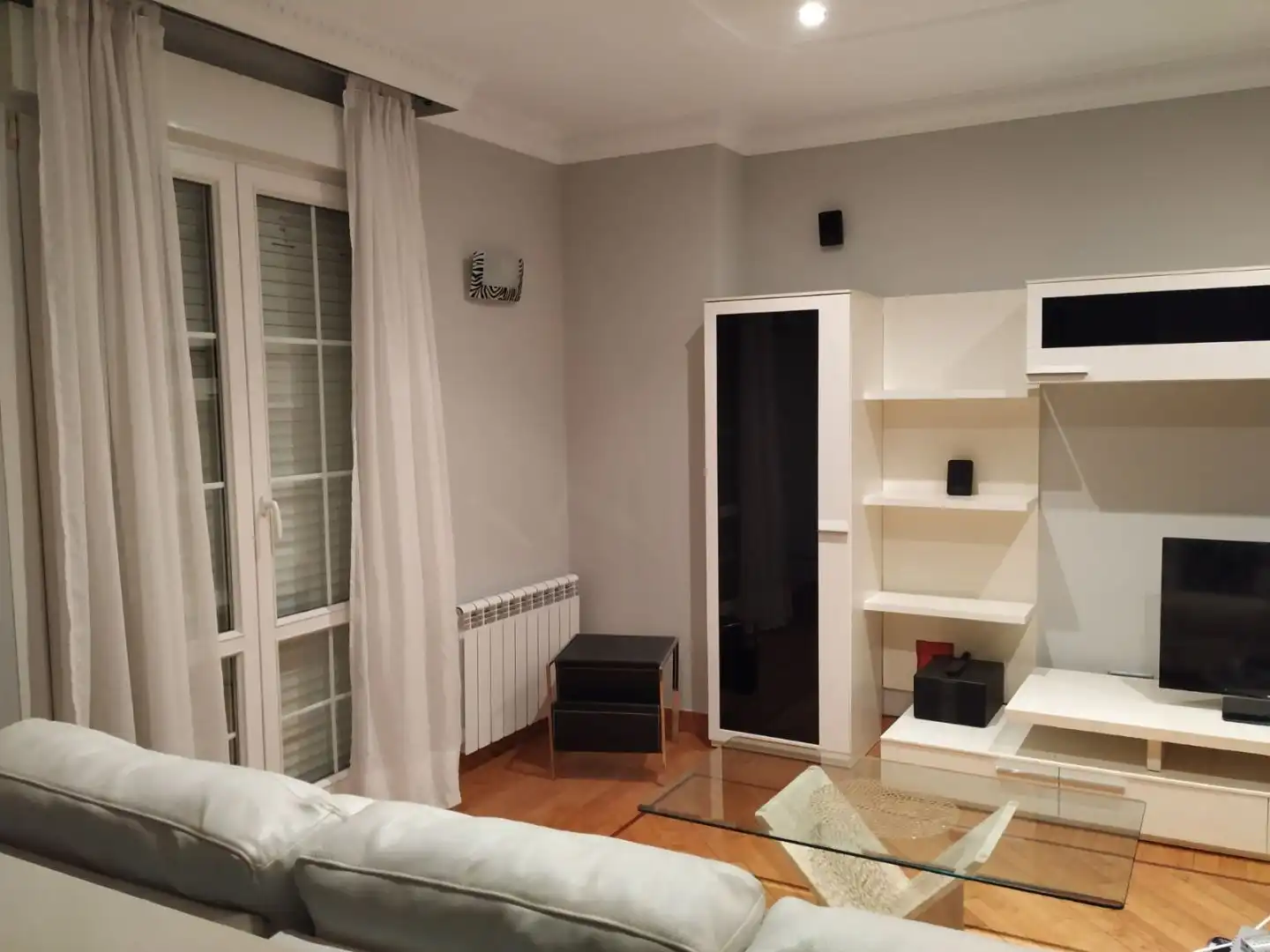 Piso de alquiler en Calle el Castro, 4, Alisal - San Román Sala de estar de Piso de alquiler en Santander con Calefacción, Parquet y Terraza