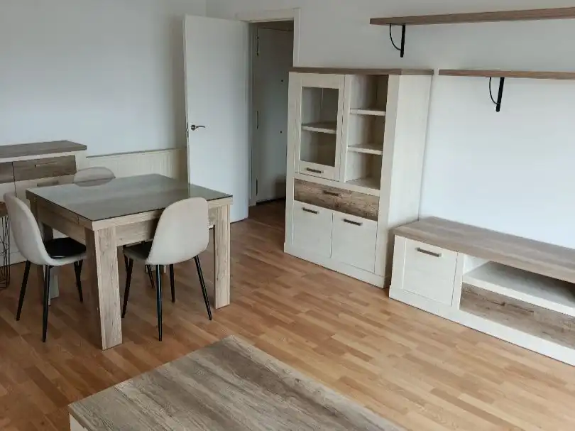 Piso en venta en Valdredo, 9, El Carbayedo - El Quirinal Sala de estar de Piso en venta en Avilés con Calefacción y Trastero