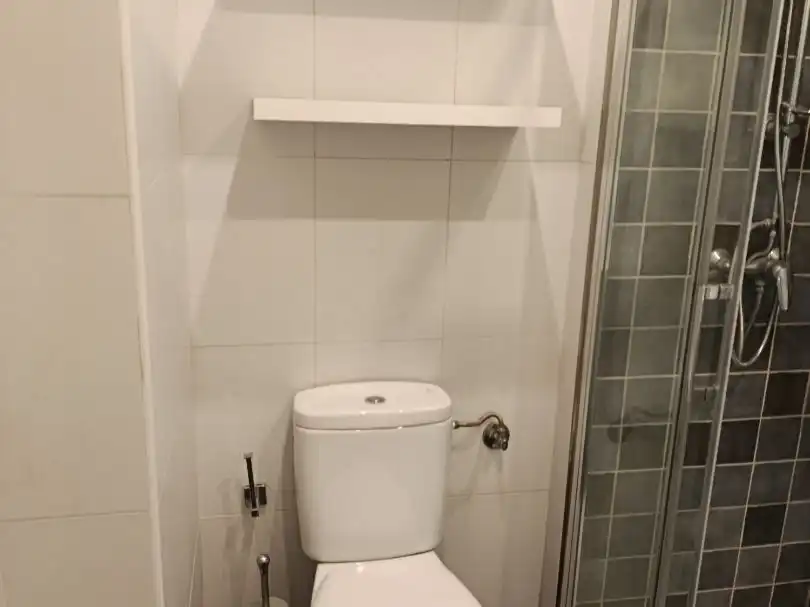 Piso en venta en Valdredo, 9, El Carbayedo - El Quirinal Baño de Piso en venta en Avilés con Calefacción y Trastero