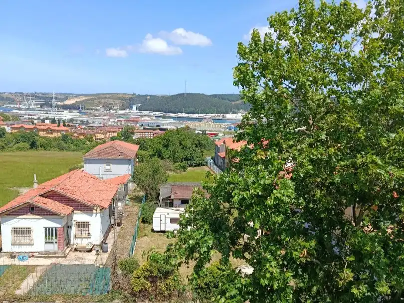 Piso en venta en Valdredo, 9, El Carbayedo - El Quirinal Vista exterior de Piso en venta en Avilés con Calefacción y Trastero