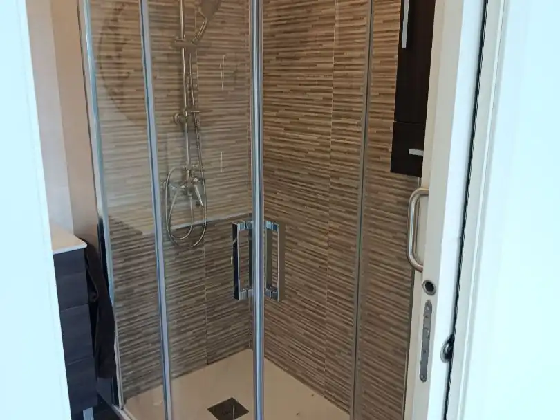 Piso en venta en Valdredo, 9, El Carbayedo - El Quirinal Baño de Piso en venta en Avilés con Calefacción y Trastero