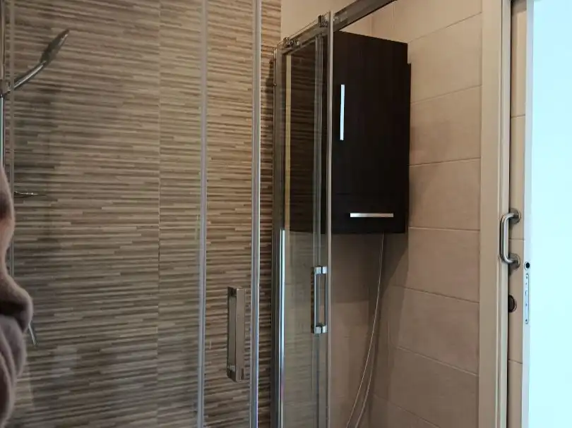 Piso en venta en Valdredo, 9, El Carbayedo - El Quirinal Baño de Piso en venta en Avilés con Calefacción y Trastero