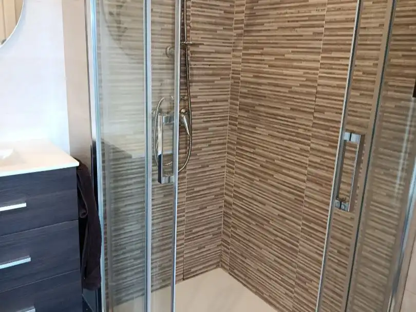 Piso en venta en Valdredo, 9, El Carbayedo - El Quirinal Baño de Piso en venta en Avilés con Calefacción y Trastero