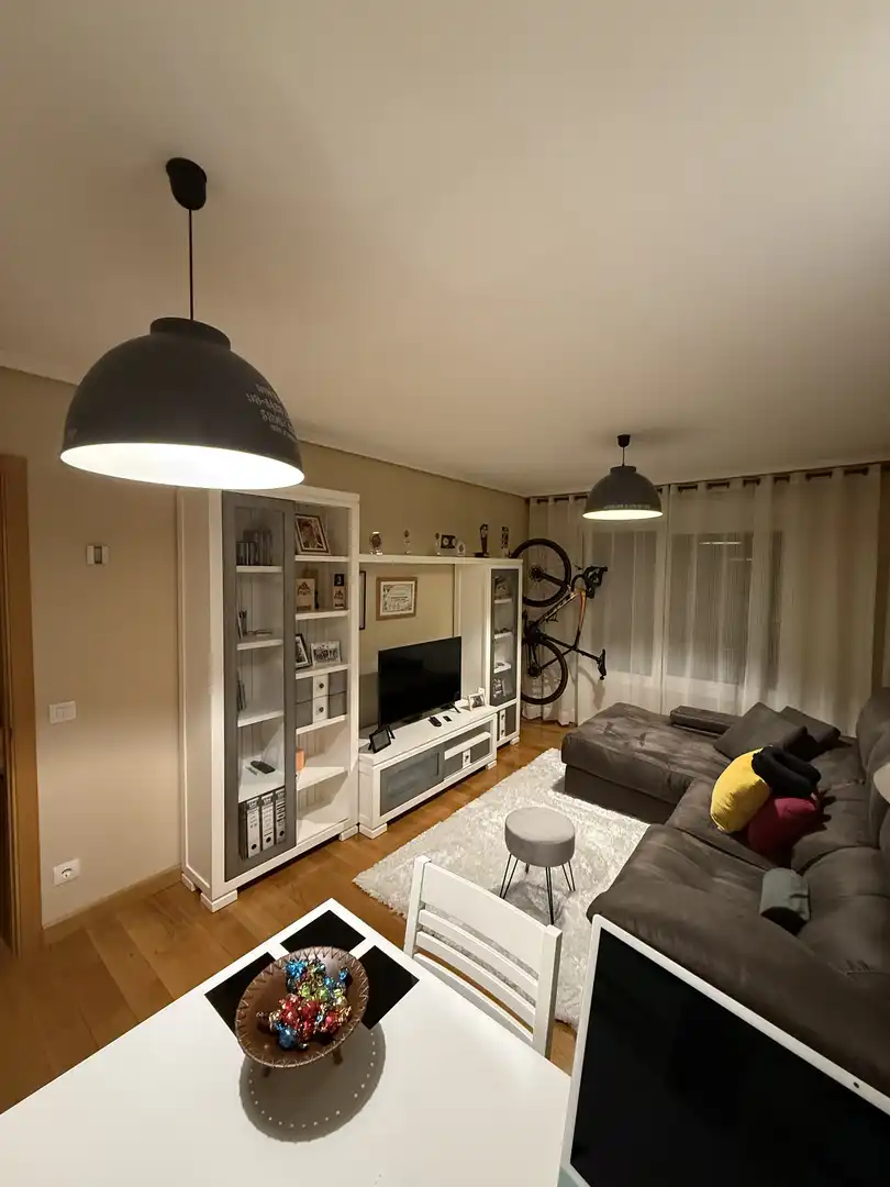 Flat for rent in Angel manzano, 2, Reinosa Living room of Flat for rent in Reinosa with Heating, Parquet flooring and Furnished