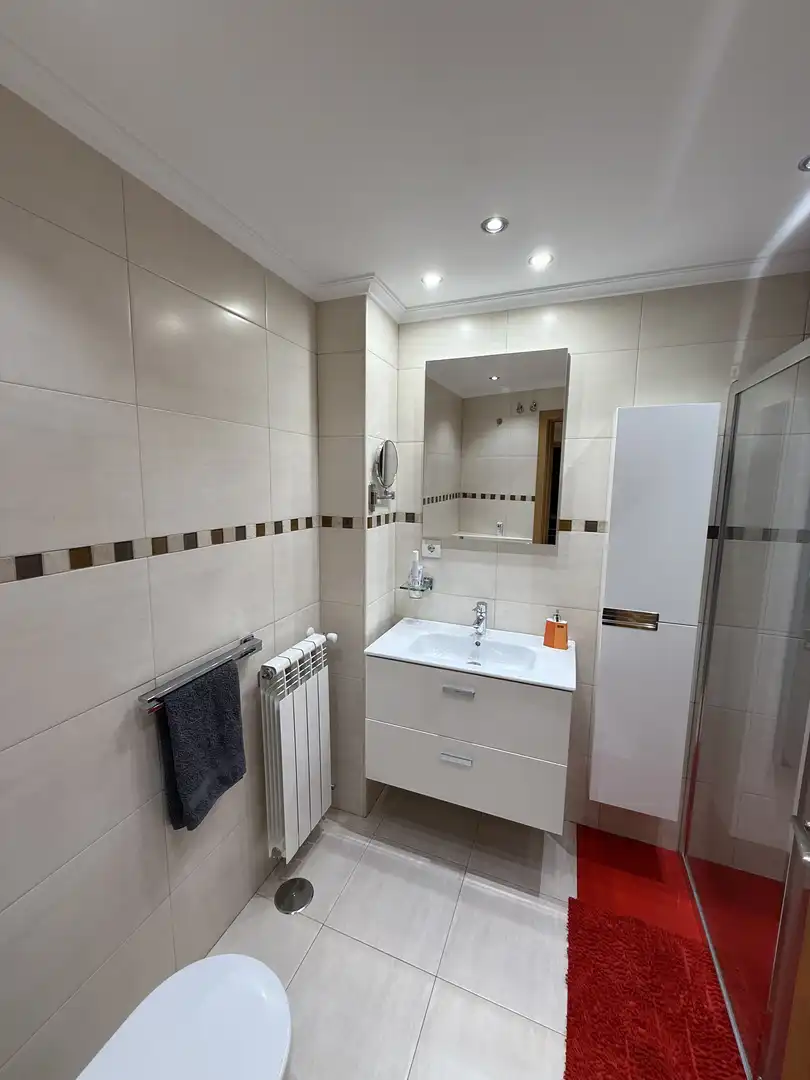 Flat for rent in Angel manzano, 2, Reinosa Bathroom of Flat for rent in Reinosa with Heating, Parquet flooring and Furnished