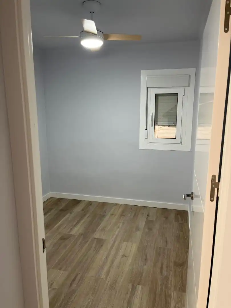 Flat for sale in Carrer de L'hospitalet, 23, Centre - Can Nadal Bedroom of Flat for sale in Sant Feliu de Llobregat with Balcony