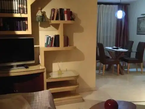 Flat for rent in Paseo de la Victoria, 2, Casco Histórico - Ribera - San Basilio Flat for rent in Paseo de la Victoria, 2, Casco Histórico - Ribera - San Basilio