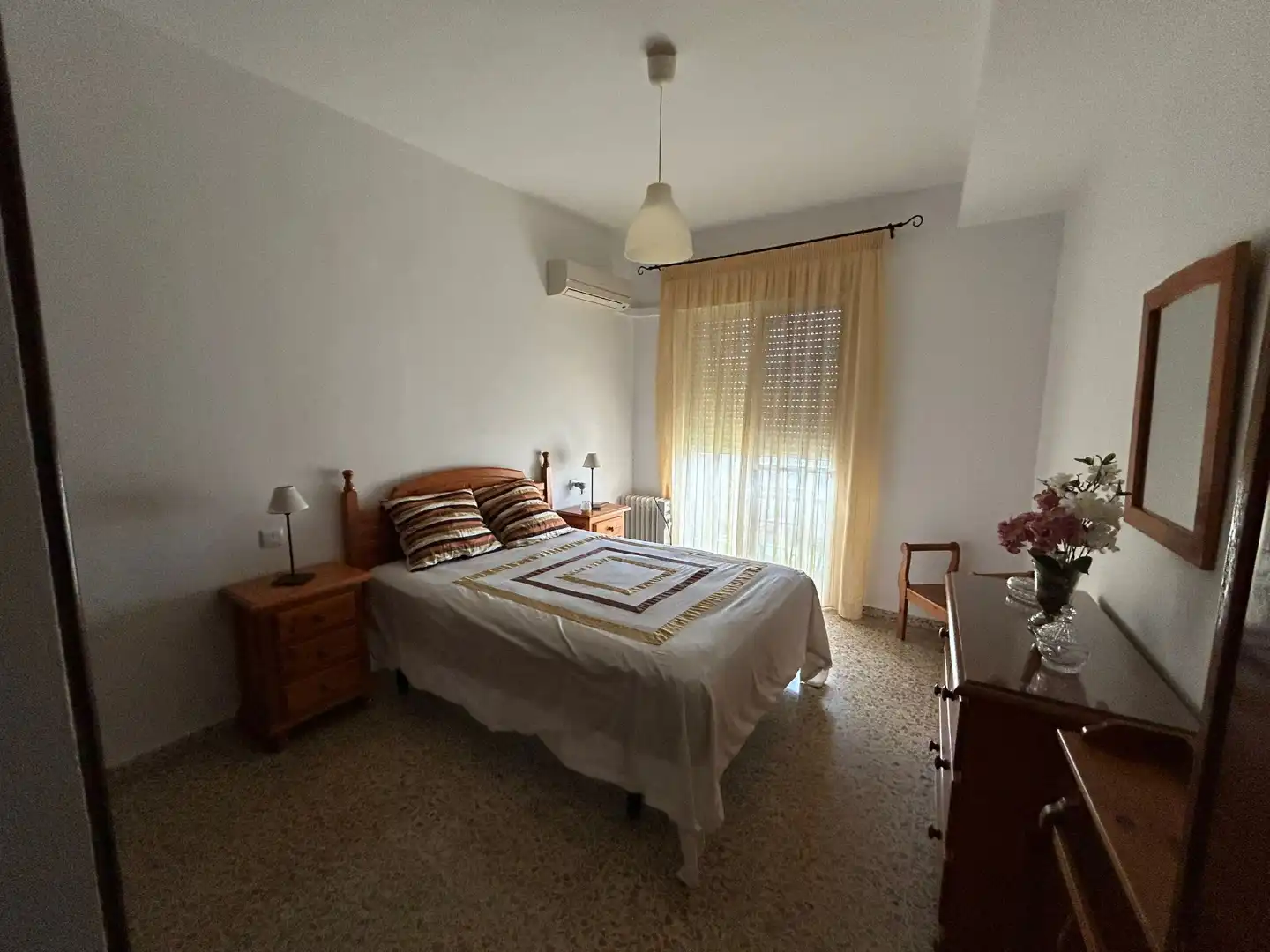 Habitació a Calle Real de Utrera, 23, Centro - Doña Mercedes Habitació a Calle Real de Utrera, 23, Centro - Doña Mercedes