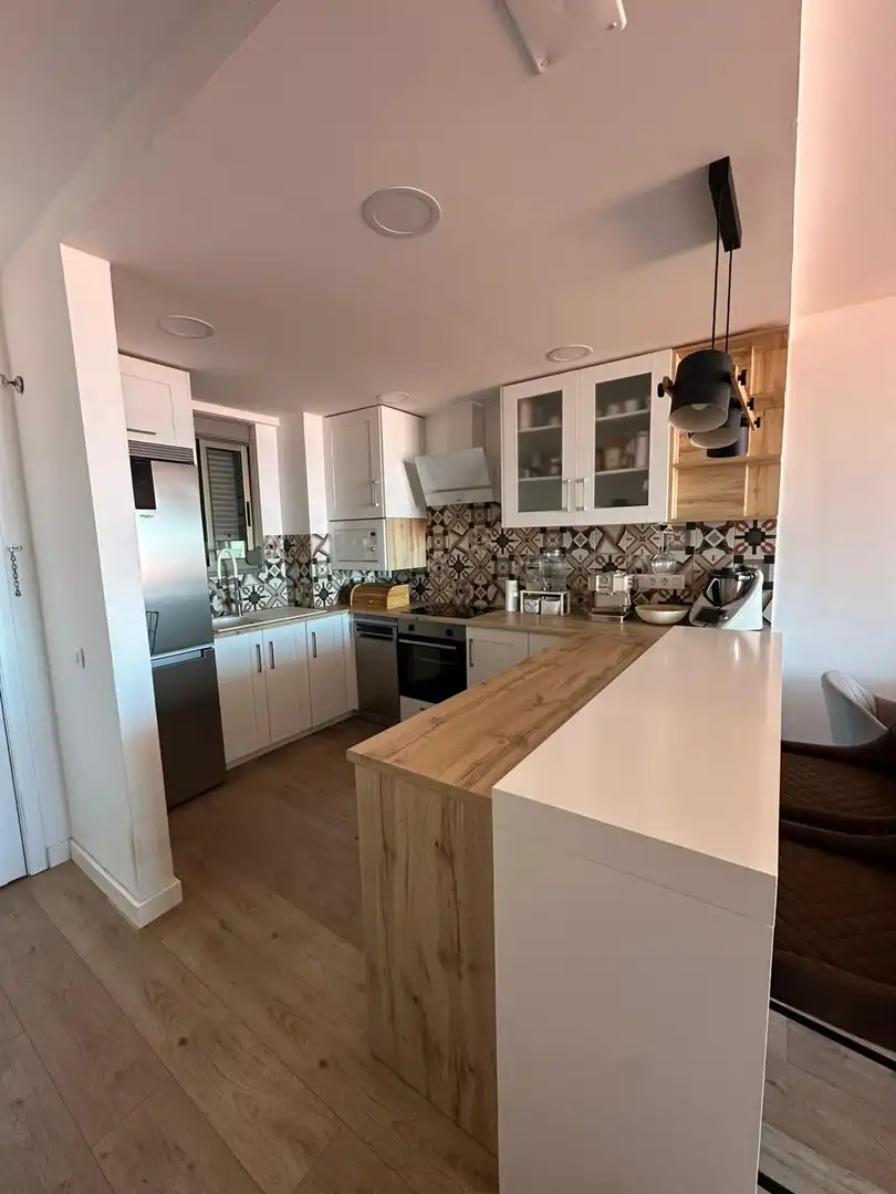 Piso en venta en Carretera Vieja, La Vera - El Farrobillo - Tosca de Ana María Cocina de Piso en venta en Santa Úrsula con Parquet, Terraza y Trastero