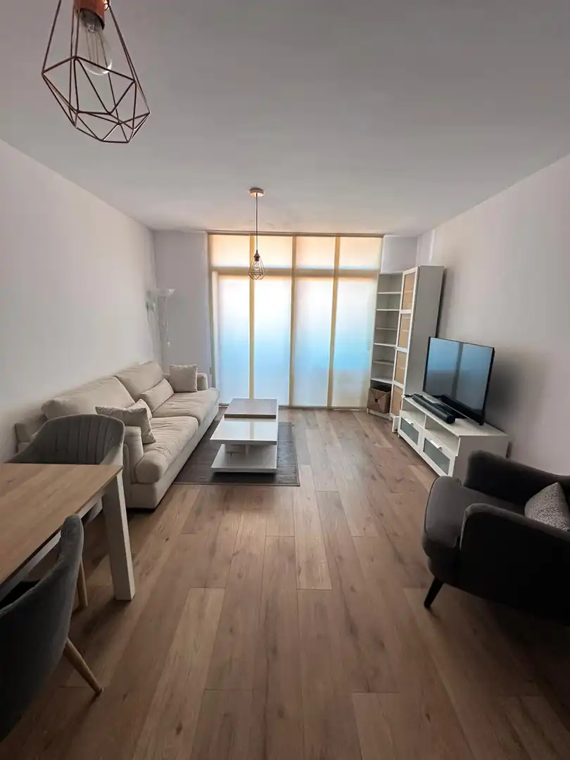 Piso en venta en Carretera Vieja, La Vera - El Farrobillo - Tosca de Ana María Sala de estar de Piso en venta en Santa Úrsula con Parquet, Terraza y Trastero