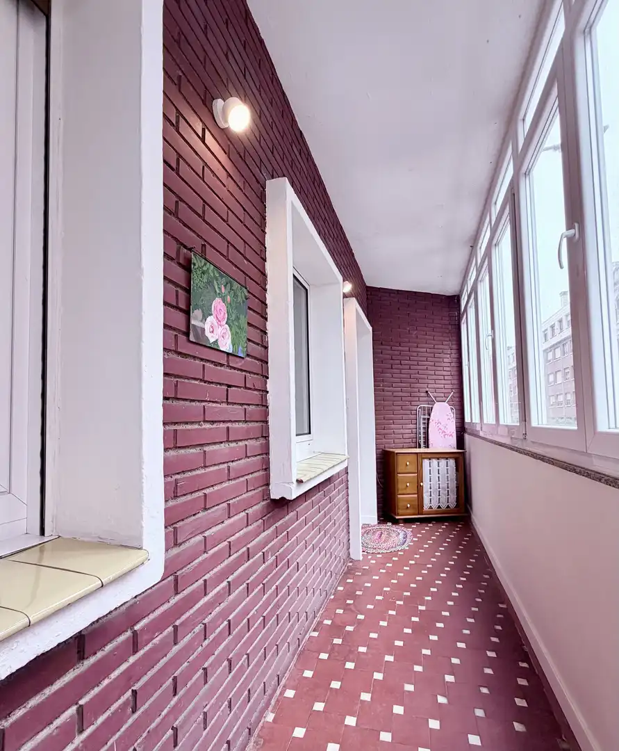 Flat for rent in Avenida Manuel Llaneza, 66, Barrio del Centro Flat for rent in Gijón with Heating, Parquet flooring and Terrace