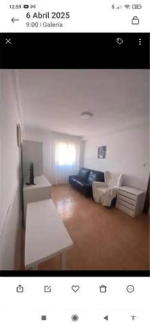 Piso de alquiler en Los Castros Sala de estar de Piso de alquiler en Santander con Amueblado