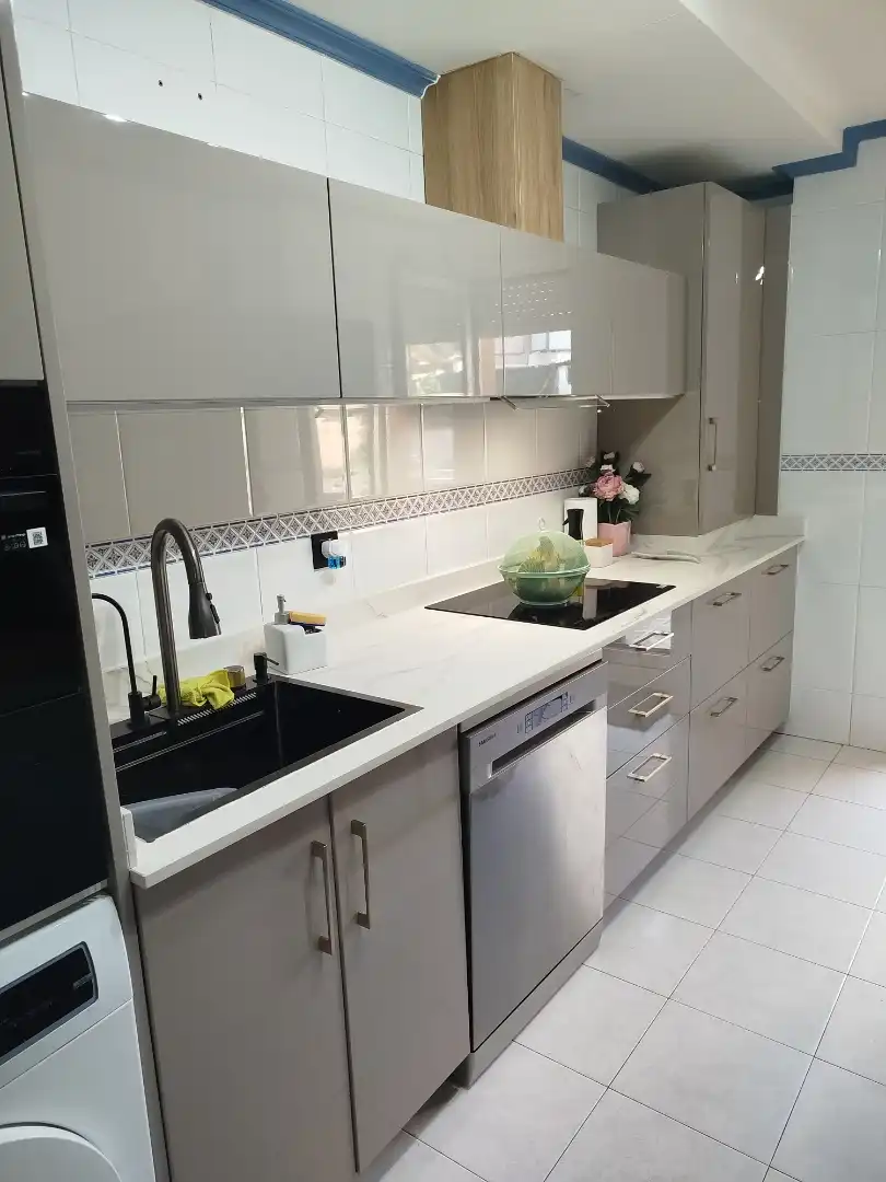 Piso en venta en Barrio el Callejo, 9, Liencres Cocina de Piso en venta en Piélagos con Calefacción, Jardín privado y Parquet