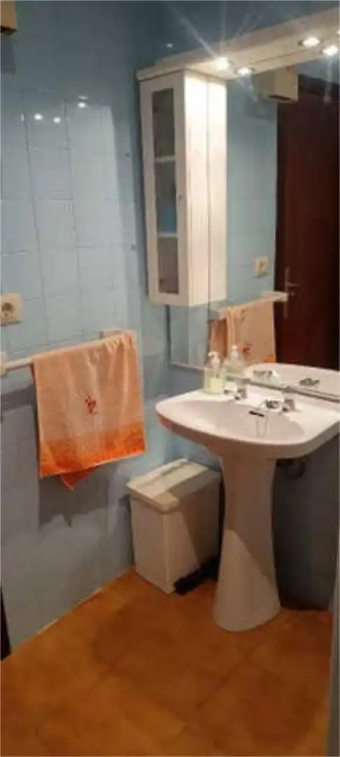 Piso en venta en O Grove Baño de Piso en venta en O Grove con Calefacción, Jardín privado y Terraza