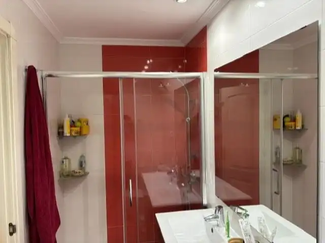 Flat for sale in Calle Canoa, 5, Alameda de Osuna Bathroom of Flat for sale in Madrid with Air Conditioner, Heating and Parquet flooring