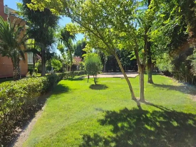 Flat for sale in Calle Canoa, 5, Alameda de Osuna Garden of Flat for sale in Madrid with Air Conditioner, Heating and Parquet flooring