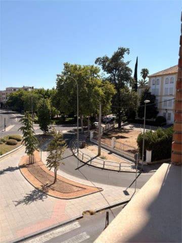 Piso en Alquiler en Sta. Marina - San Andrés - San Pablo - San Lorenzo