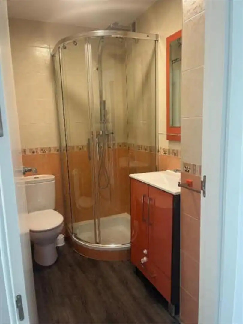 Wohnung zur Miete in Villanueva de la Serena Badezimmer von Wohnung zur Miete in Villanueva de la Serena mit Terrasse und Möbliert